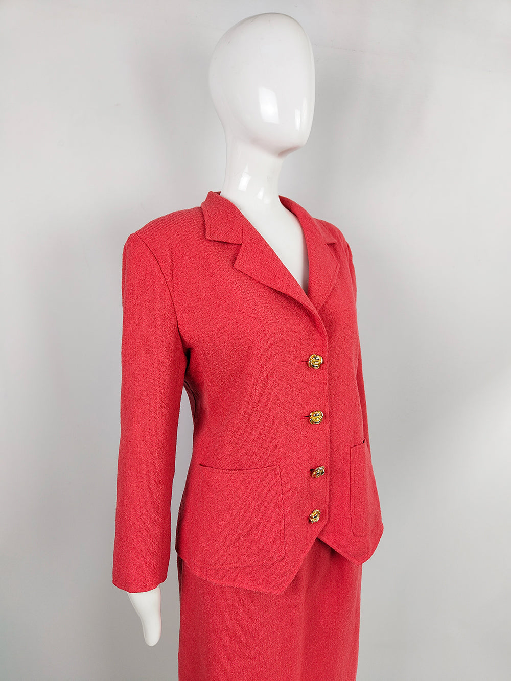 Valentino Vintage Womens Coral Pink Bouclé Tweed Skirt Suit, 1980s
