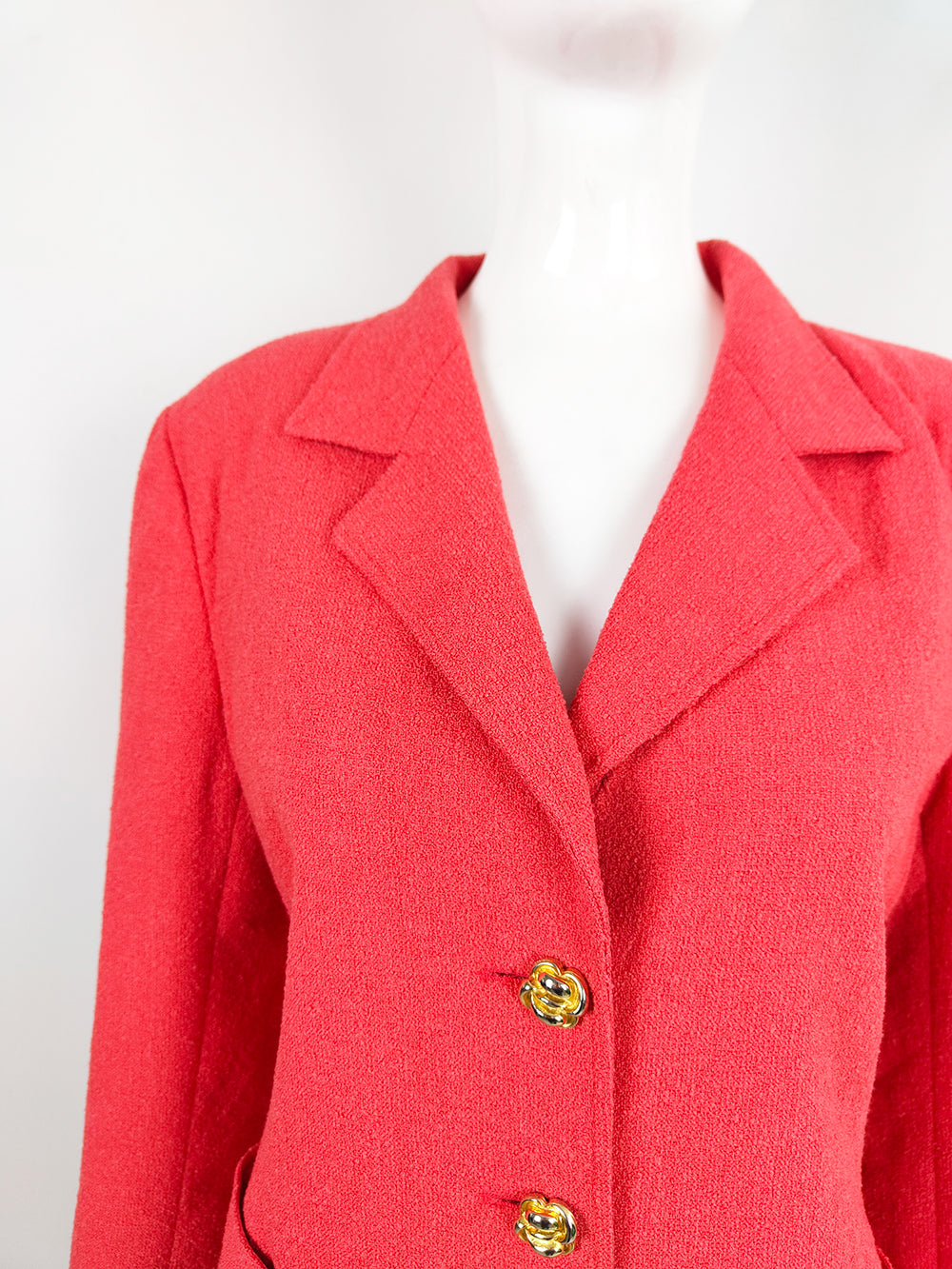 Valentino Vintage Womens Coral Pink Bouclé Tweed Skirt Suit, 1980s