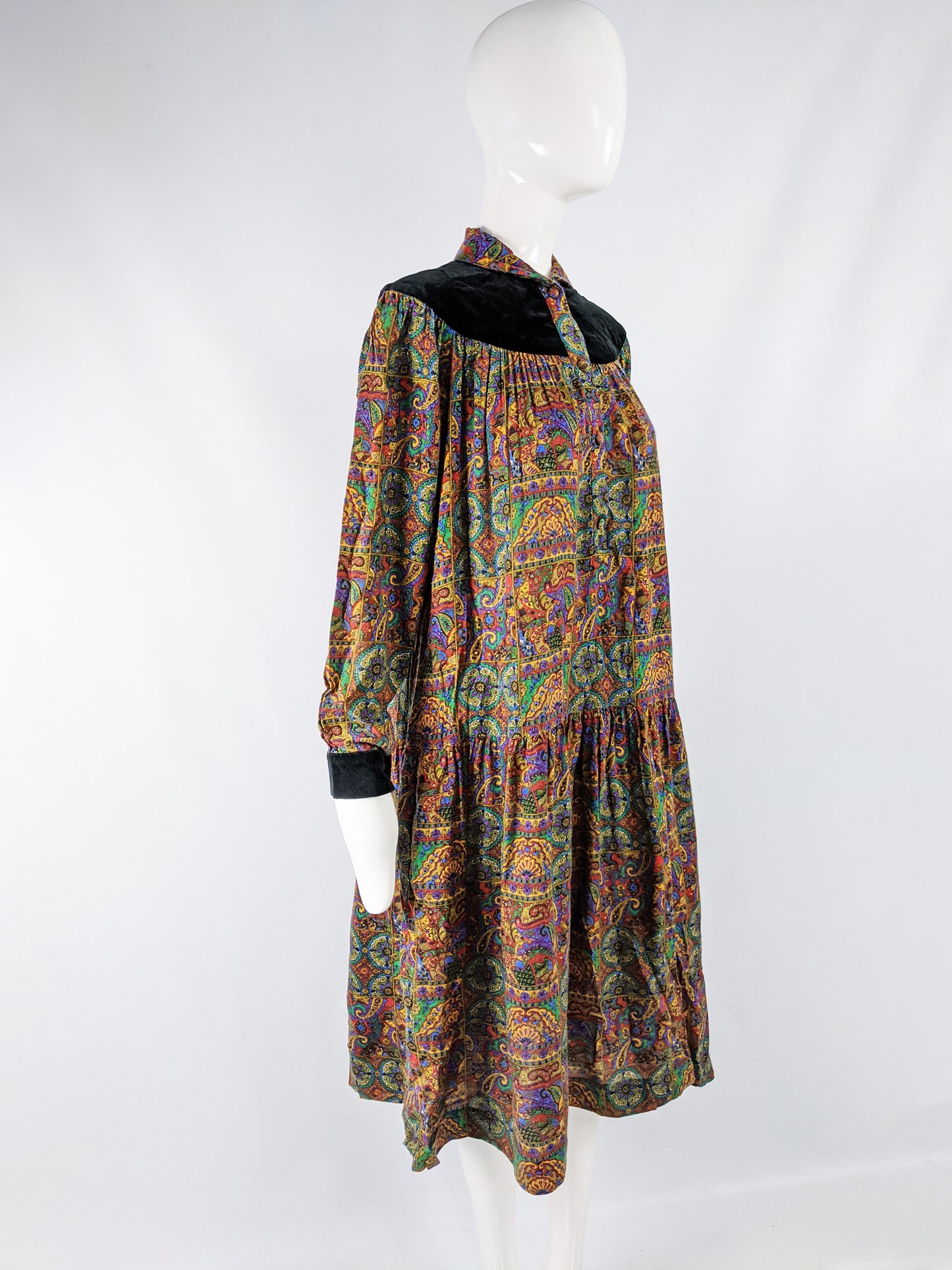 Womens Vintage Paisley & Velvet Boho Smock Dress, 1970s