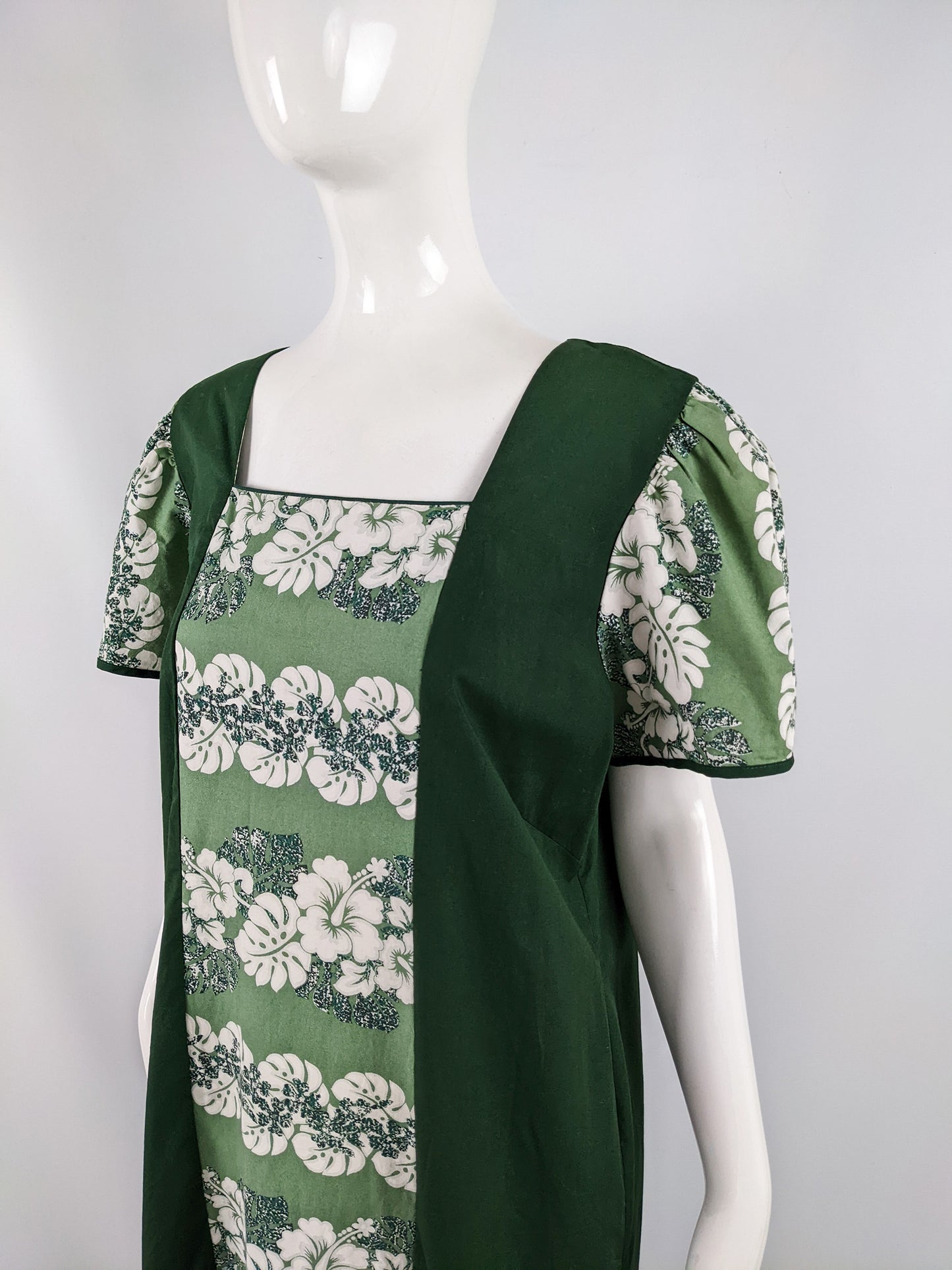 Vintage Green Oversized Hawaiian Muu Muu Dress, 1970s