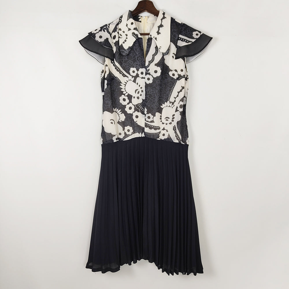 Vintage Black & White Pleated Skirt Beagle Collar Mod Dress, 1970s