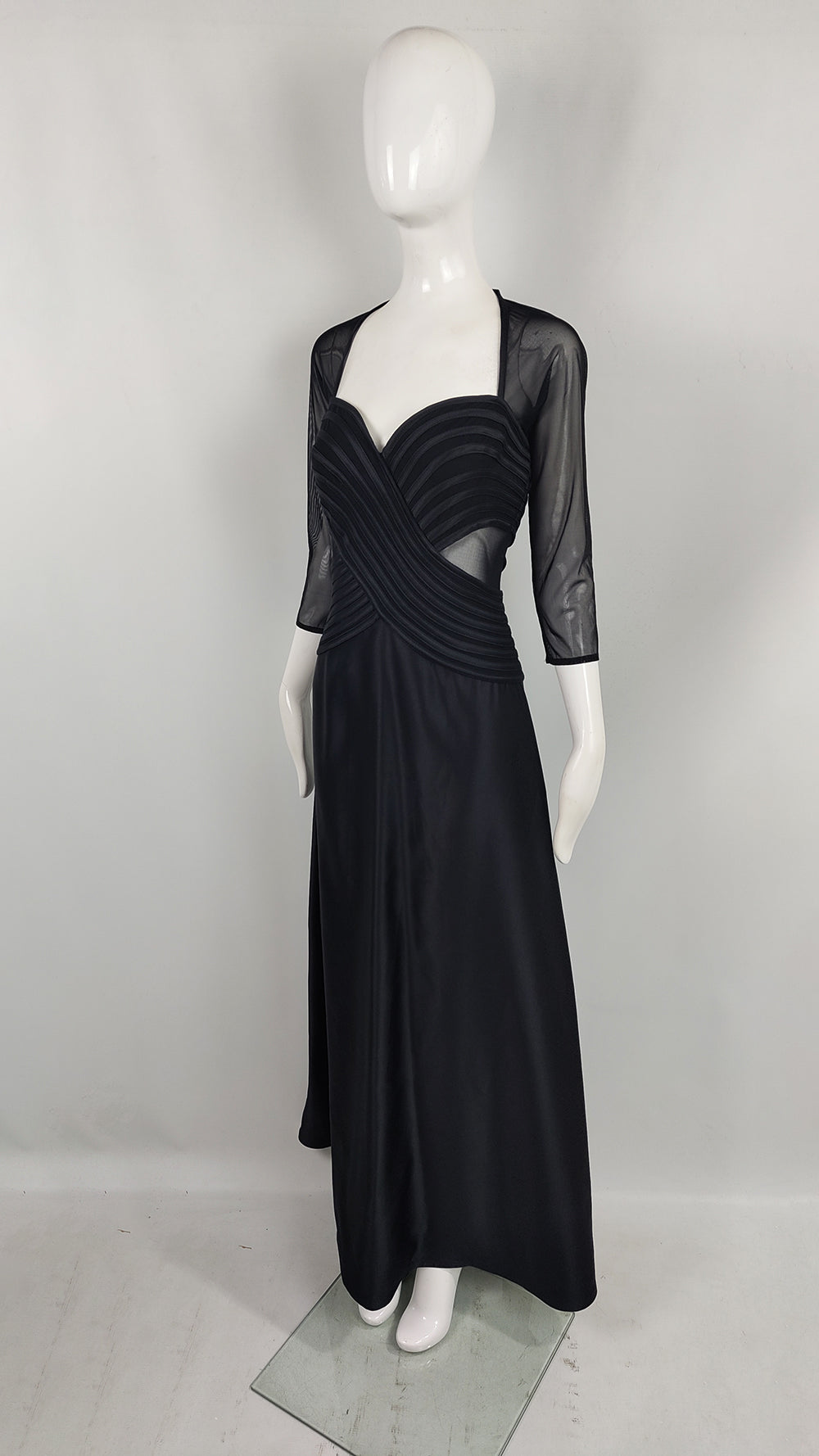 Designer vintage evening gowns 2025