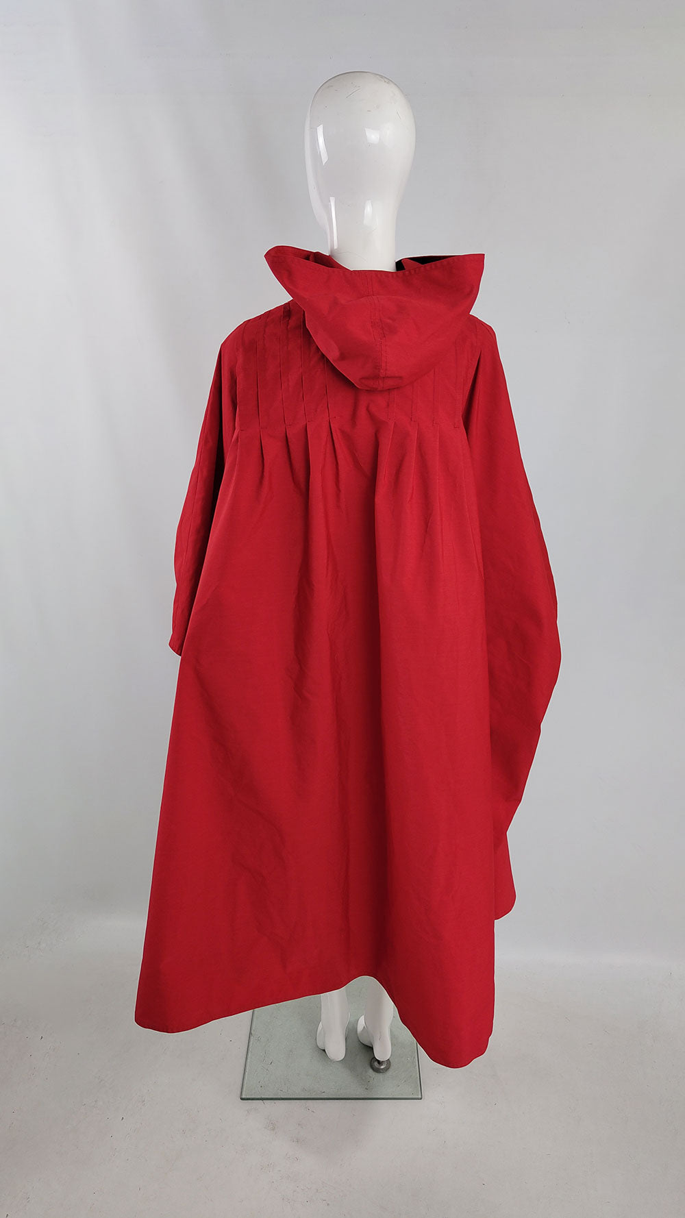Bill Haire for Neiman Marcus Vintage Womens Red Cape, 1970s
