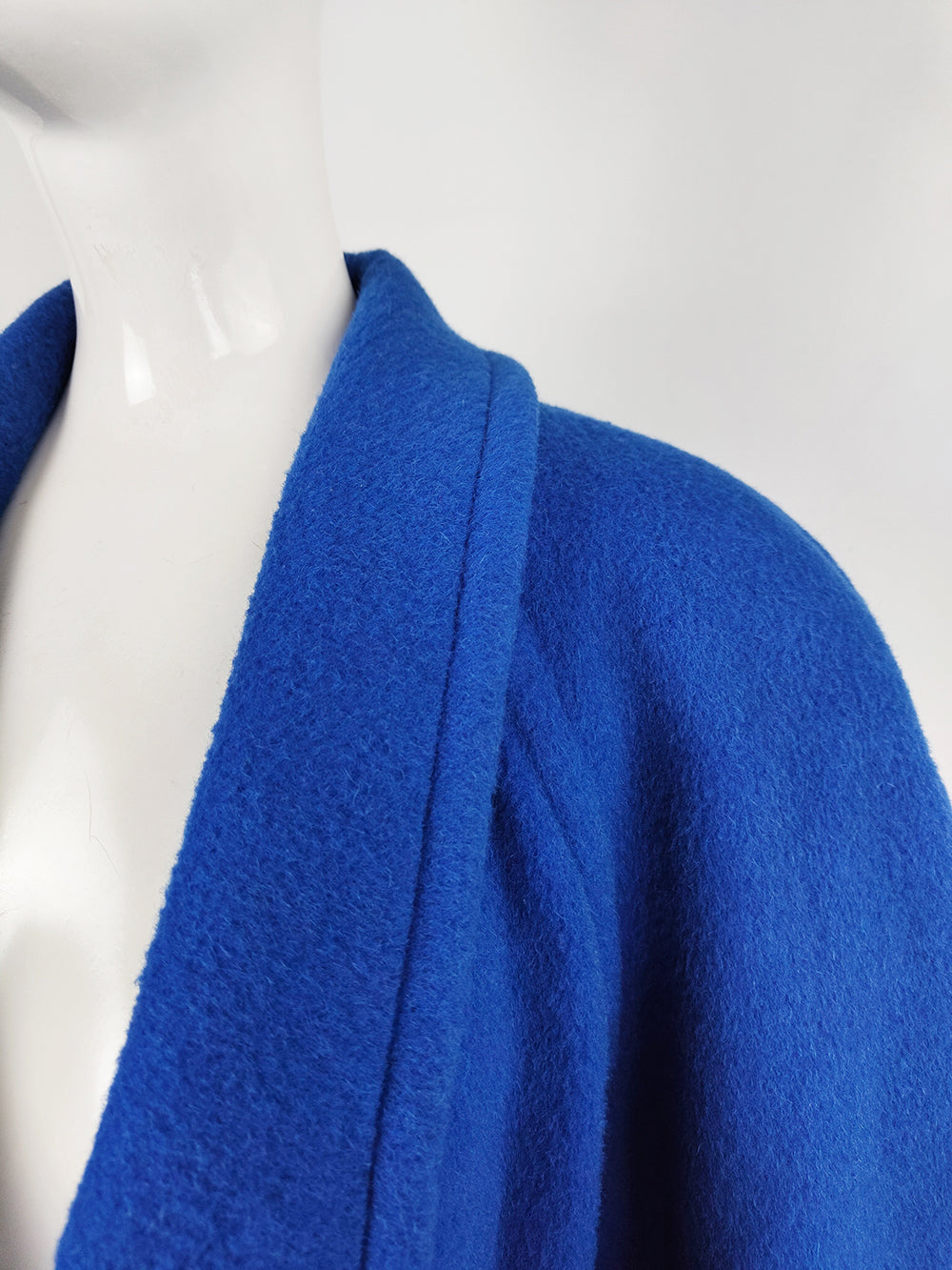 Genny Vintage Women's Blue Llama, Cashmere & Wool Coat, 1980s