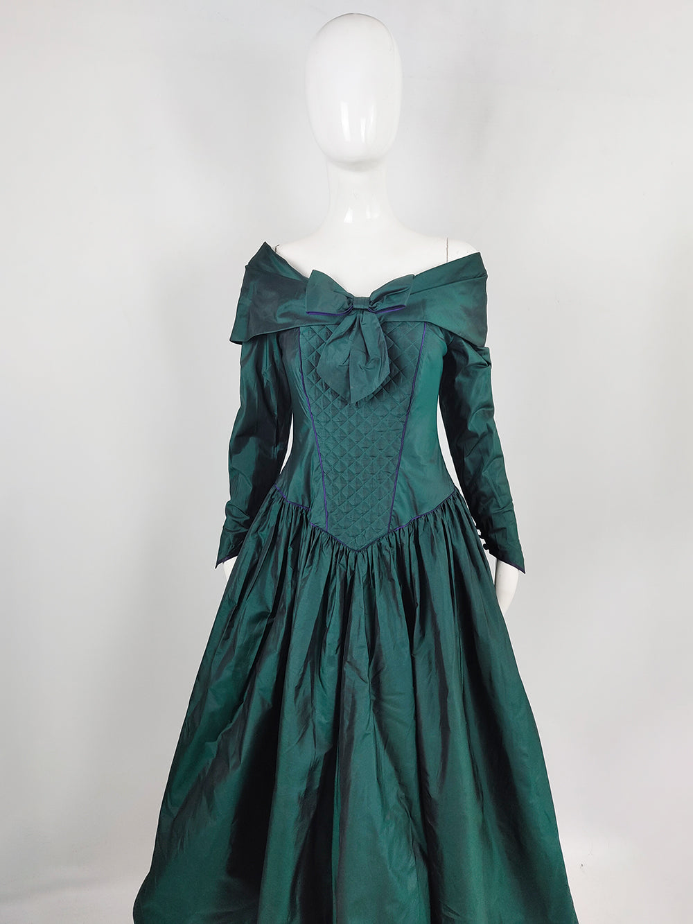 Annabelinda Vintage Green Taffeta Formal Ball Gown, 1990s