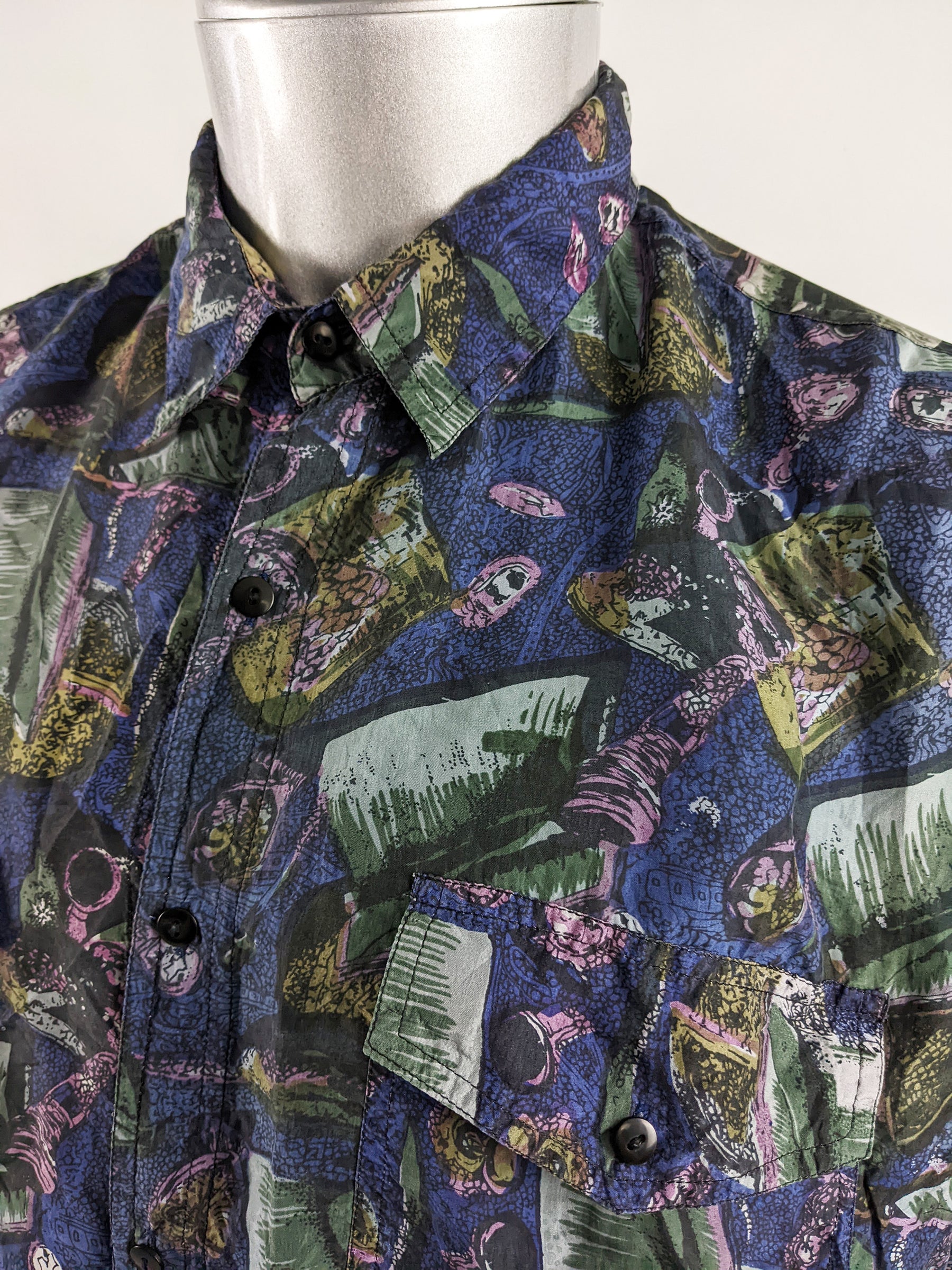 Naf Naf Vintage Men's Navy Blue Pure Silk Short Sleeve Shirt