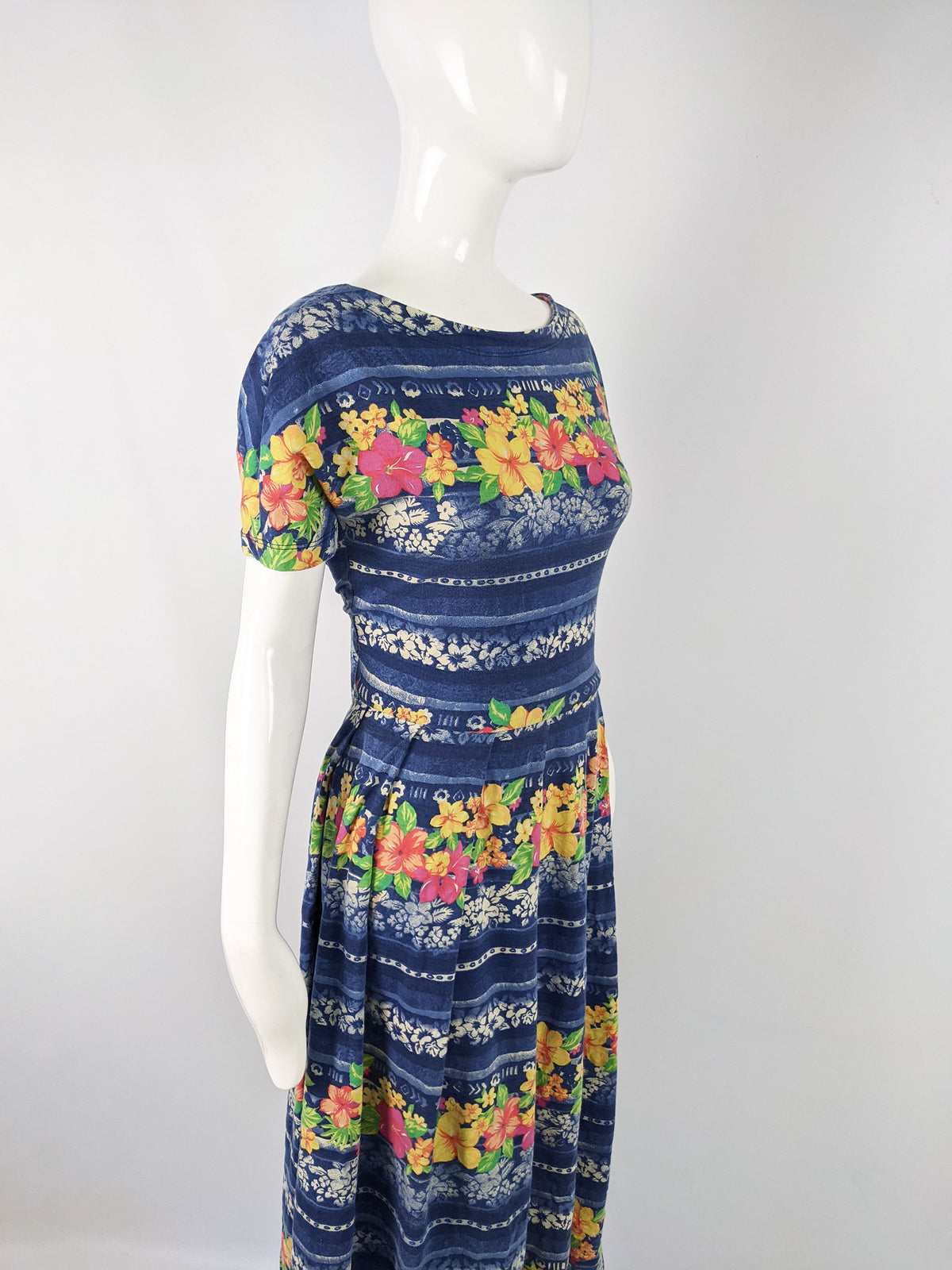 Trussardi Vintage Backless Tie Hawaiian Print Cotton Dress, 1980s