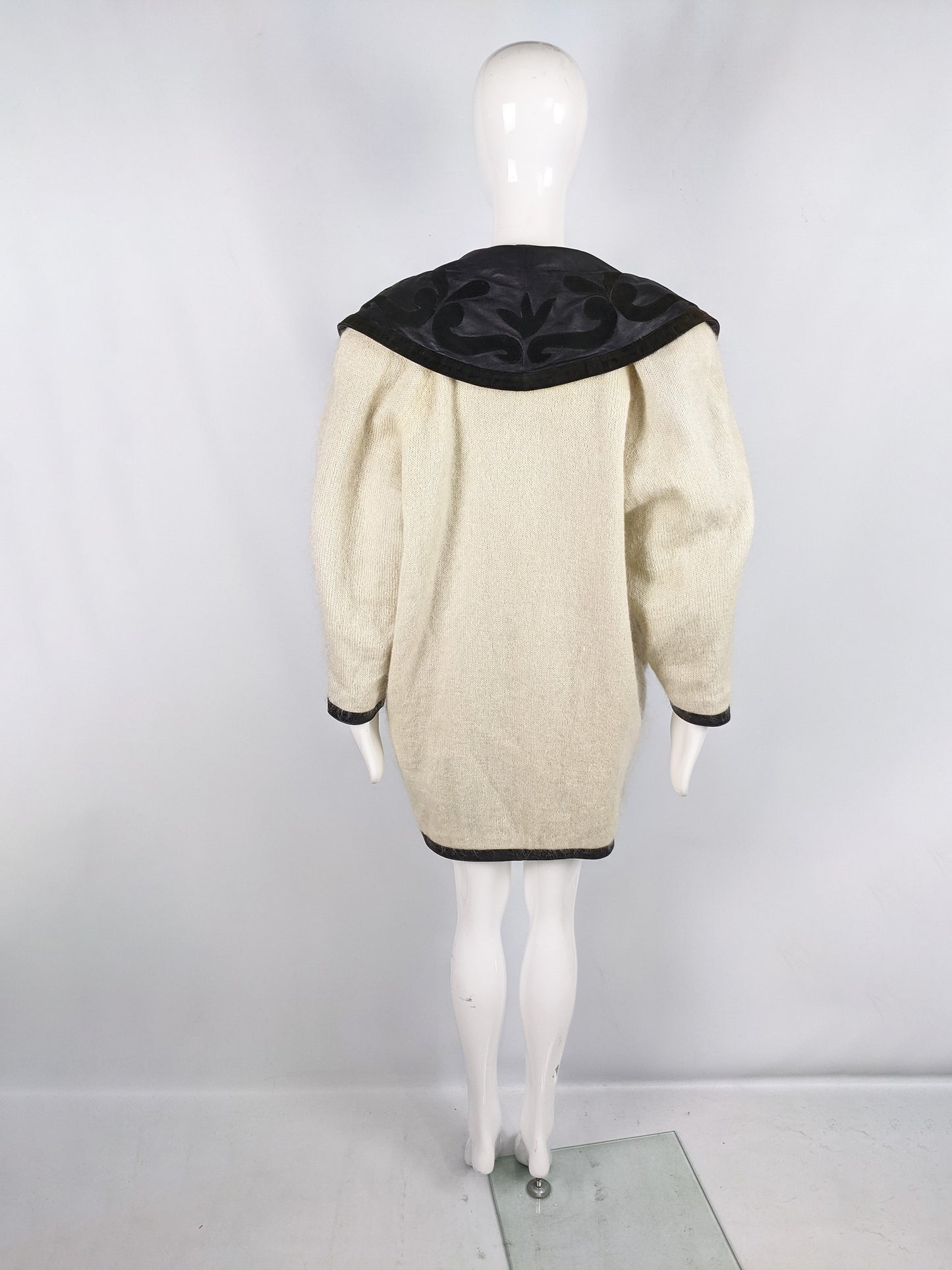 Vintage Cream Kid Mohair Faux Leather Collar Cocoon Coat, 1980s