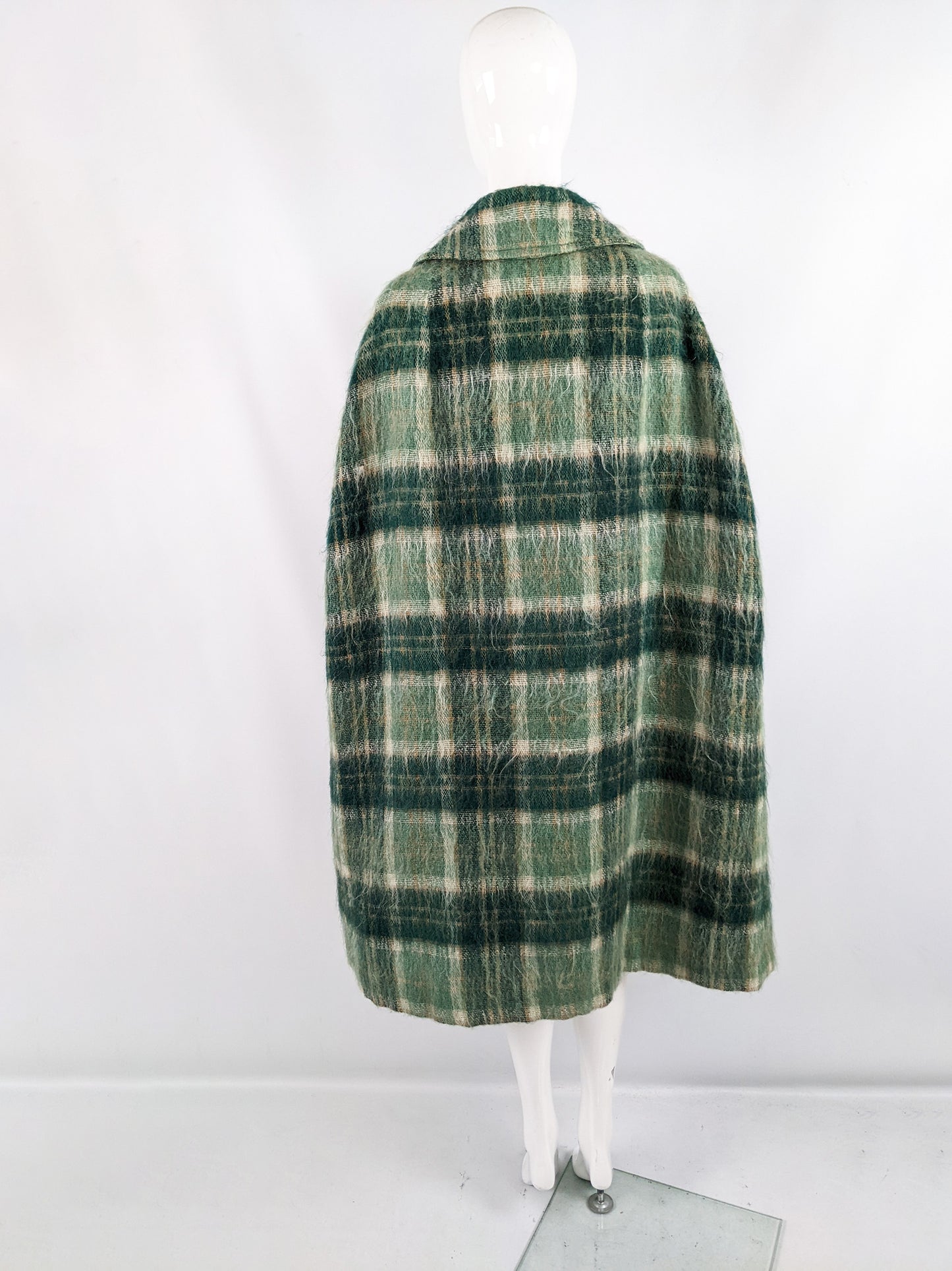 Strathtay Vintage Green Mohair & Wool Tartan Cloak, 1960s