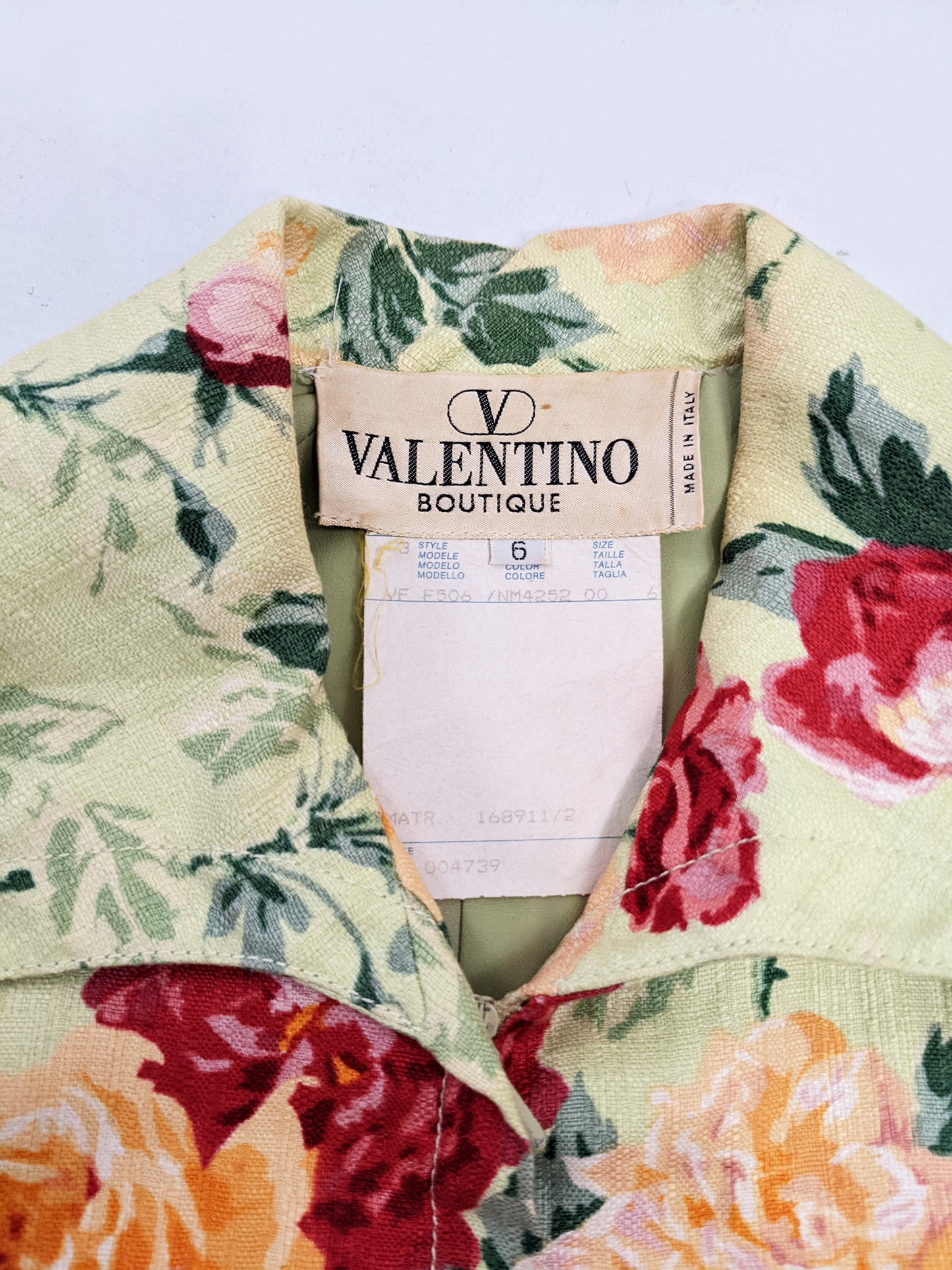 Valentino Vintage Green Linen Floral Skirt Suit, 1990s
