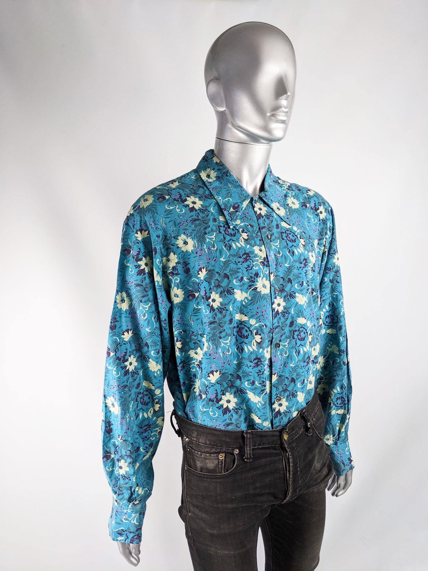 World Service Ltd Vintage Mens Long Turquoise Oversized Shirt, 1980s