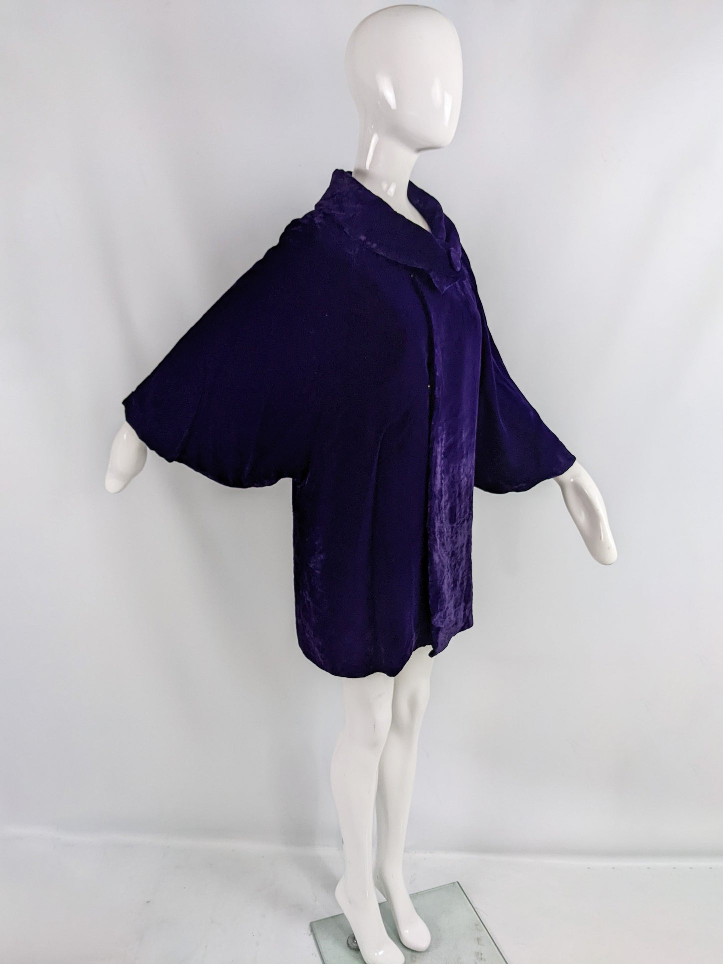 Vintage Deep Purple Velvet Batwing Evening Opera Coat, 1960s