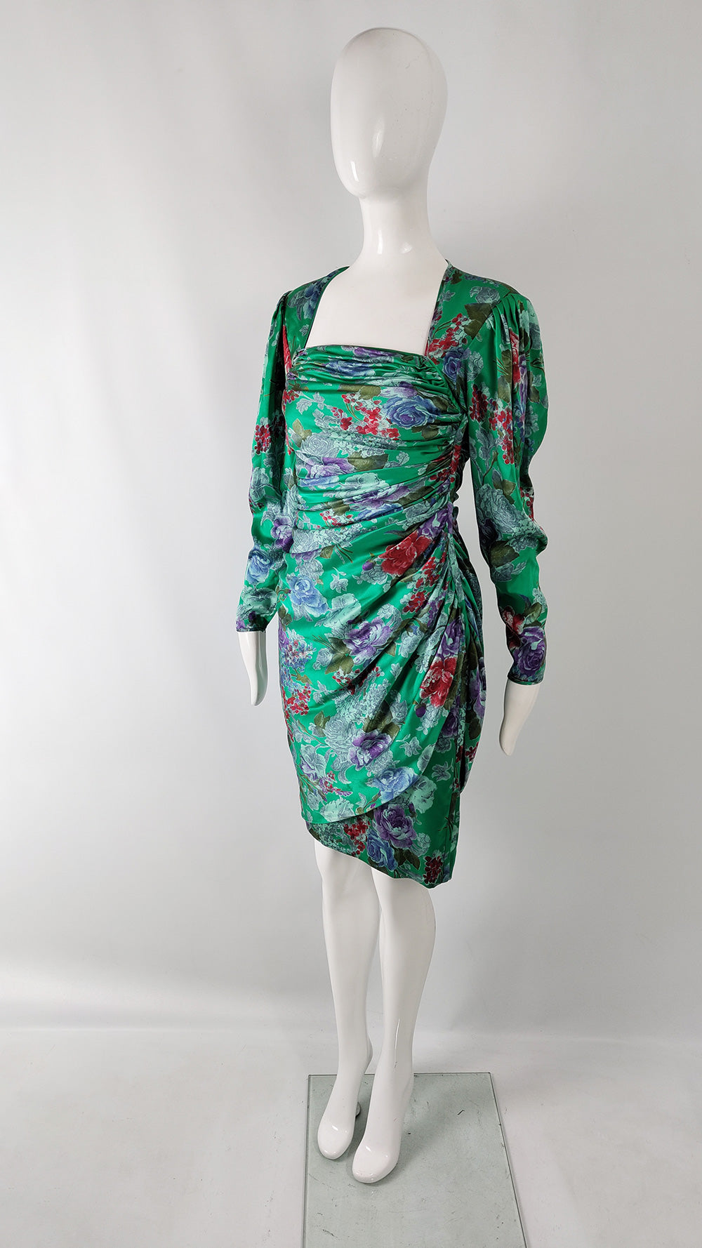 Emanuel Ungaro Vintage Green Silk Satin Ruched Dress, 1980s Emanuel Ungaro Vintage Green Silk Satin Ruched Dress, 1980s